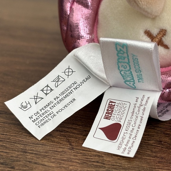 ANIROLLZ X Puppy Dog PUPPIROLL Metallic Hershey Kisses Plush Pink Stuffed NWT - Picture 4 of 10